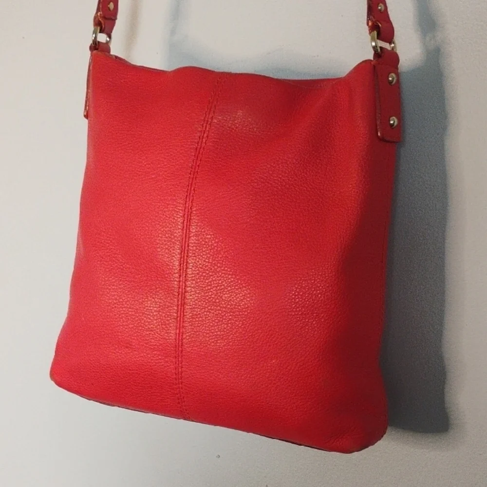 KATE SPADE Bold Coral Red Leather Crossbody Bag Classic Luxury Design - Picture 3 of 11